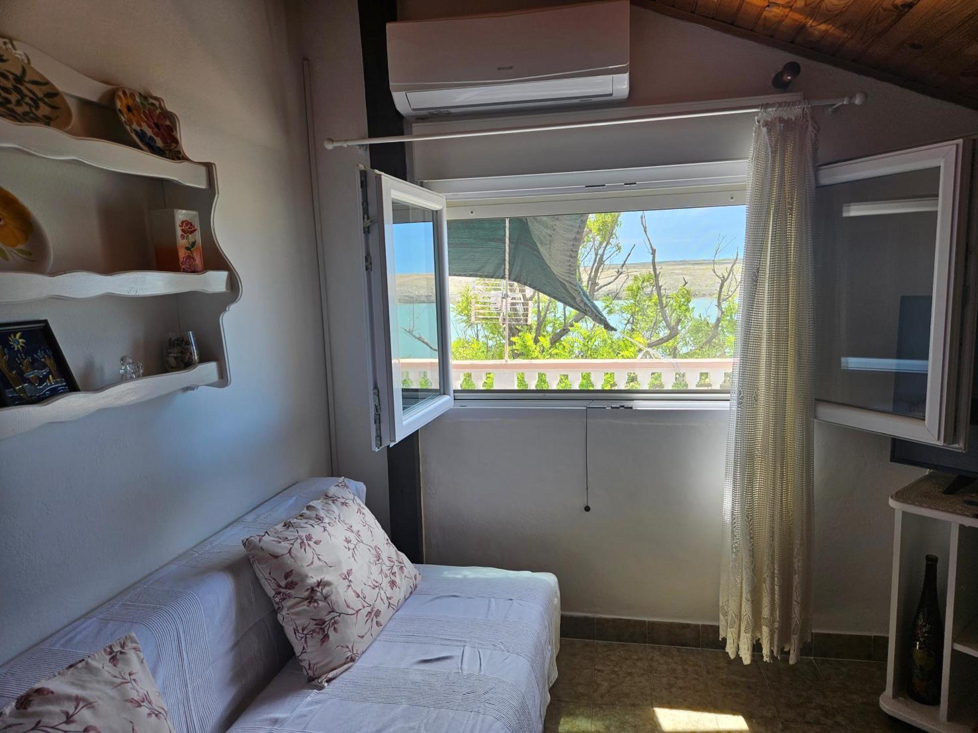 Apartment Zdenka Dinjiška Eksteriør billede