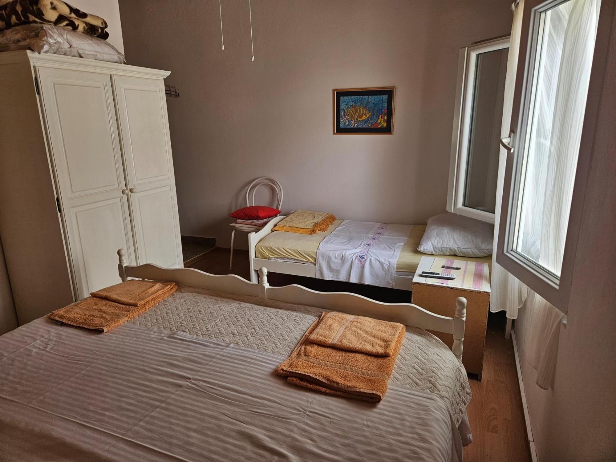 Apartment Zdenka Dinjiška Eksteriør billede