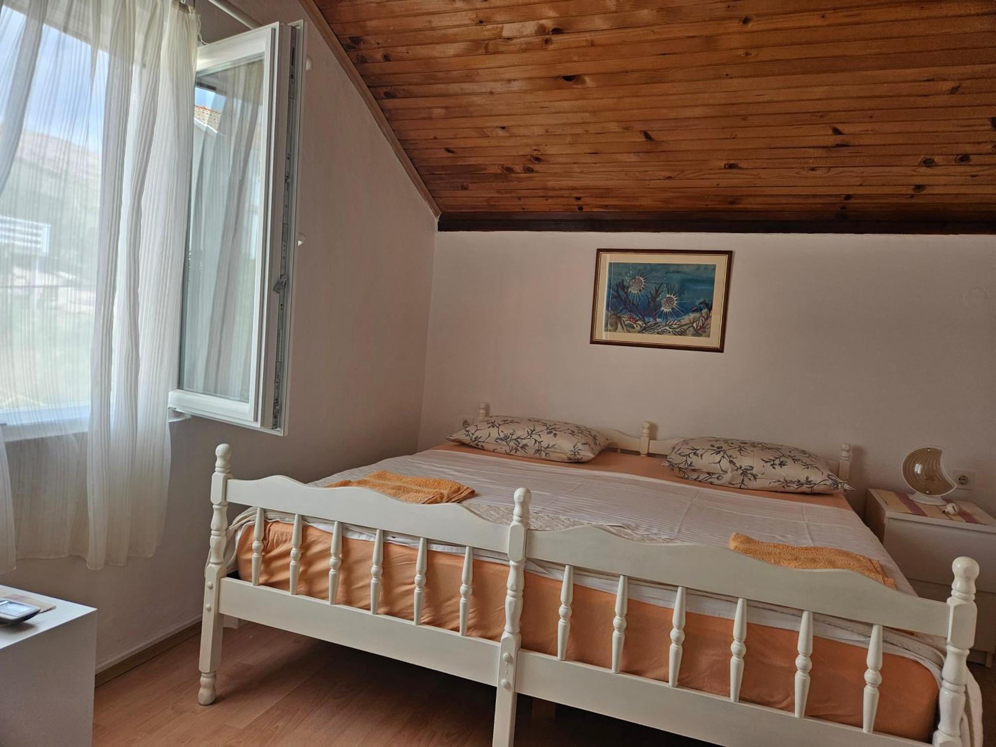 Apartment Zdenka Dinjiška Eksteriør billede